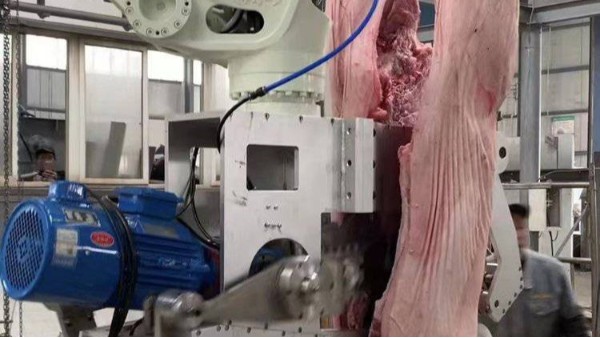 食品级润滑脂：筑牢生猪劈半机安全运转的“防护屏障”