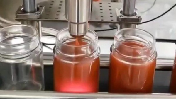守住番茄酱“最后一公里”：食品级硅脂，为灌装阀锁鲜护航