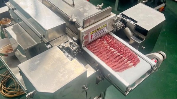 切肉机刀片连接部位的完美呵护——3H等级食品级润滑油