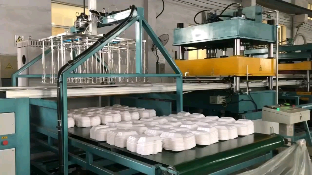 食品级润滑油如何确保一次性餐盒生产安全