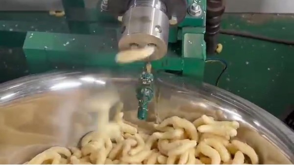 食品级润滑油在膨化食品加工设备上的应用