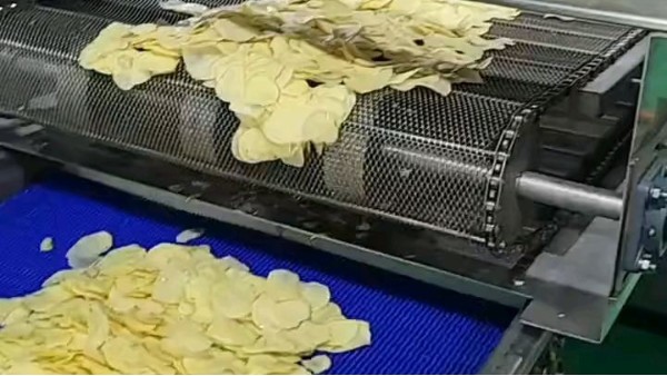 食品级润滑油：薯片输送设备的安全护航者