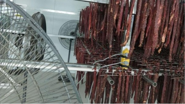 食品级润滑油在牛肉干生产设备上的应用