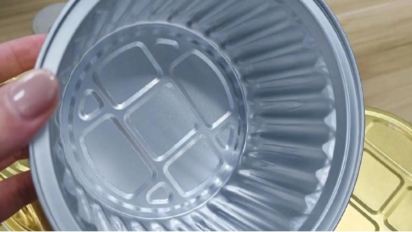 铝箔餐盒如何选择合适的食品级冲压油
