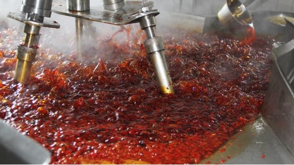 食品级润滑脂：守护火锅底料生产的“隐形卫士”