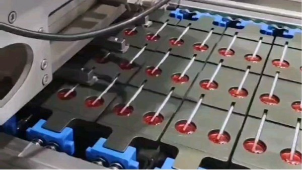 食品级润滑脂：守护棒棒糖生产的安全与丝滑