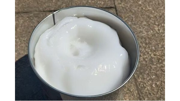 粮油瓶胚注塑模具的得力助手——食品级润滑脂